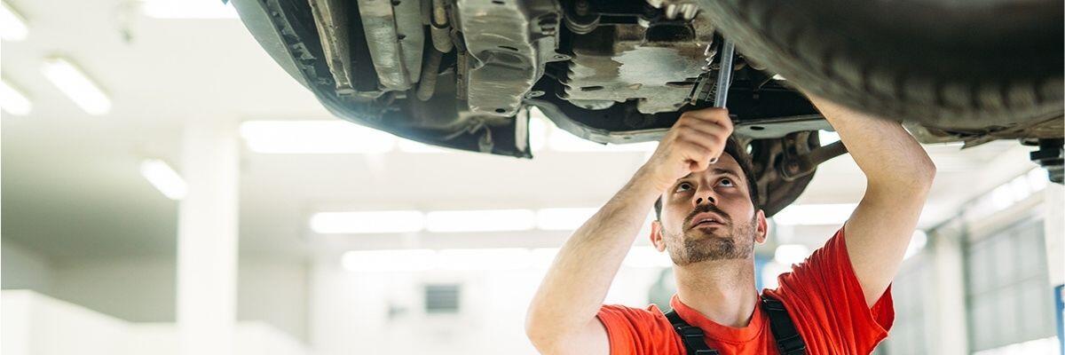 Quels sont les avantages de souscrire un crédit auto avec entretien inclus ?
