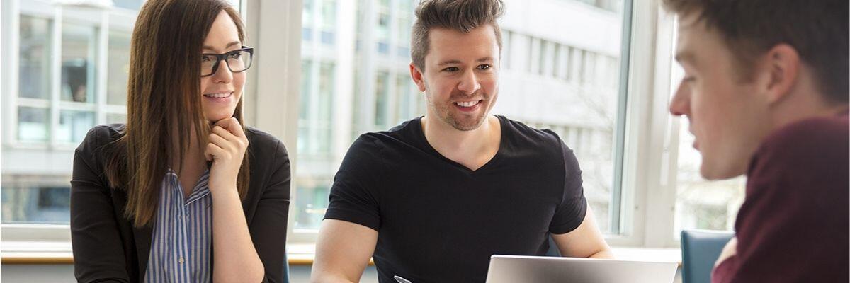 Quels sont les documents que l'établissement prêteur doit donner ?